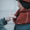 efelidi-cappello-bucket-ruggine-dettaglio Stola Robbia