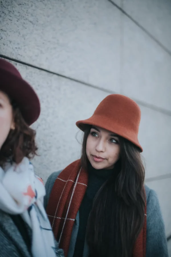 efelidi-cappello-granato