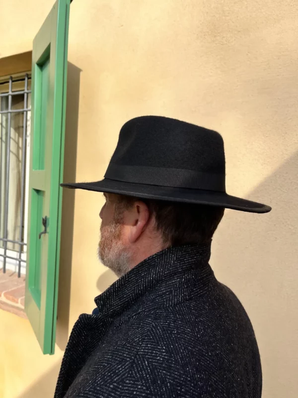 efelidi-fedora-uomo efelidi-fedora-uomo