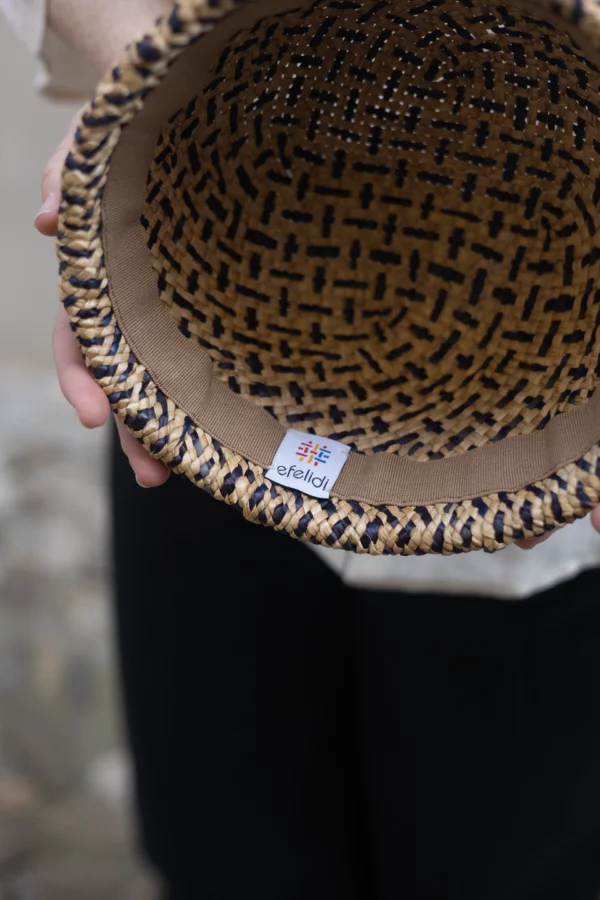 efelidi-cappello-ottavia particolare interno